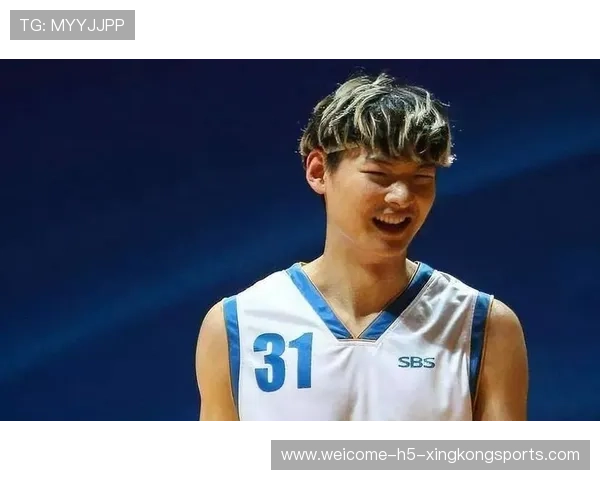 CBA王哲林力量训练持续增强，打造无可匹敌的篮球巨星